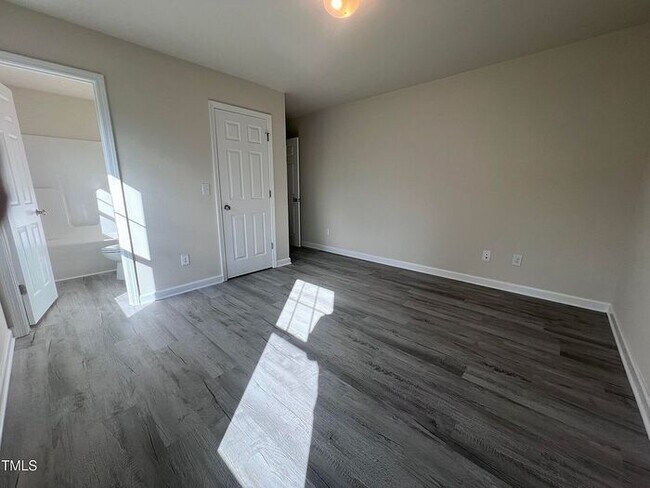 Building Photo - Build Equity While Leasing - Lease and Own...