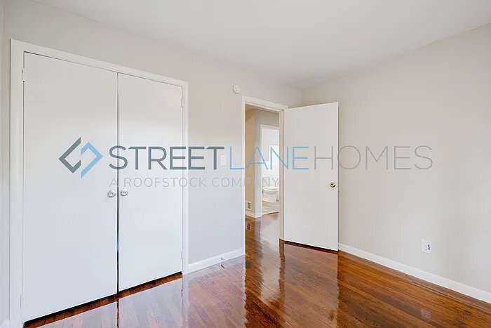 Building Photo - 822 33rd Ave