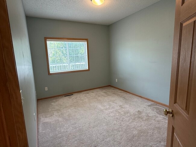 Building Photo - 6787 Pine Crest Trail S