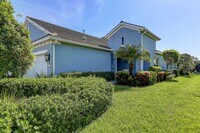 Building Photo - For Rent: Your Paradise Getaway in Lakewoo...