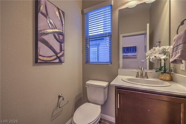 Building Photo - 3213 Molinos Dr