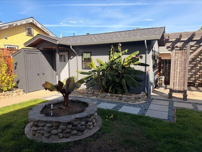 Building Photo - Brand New, Cozy Studio right near West Cliff Utilities Included!!