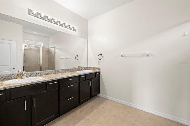 Building Photo - 13562 Paddington Wy