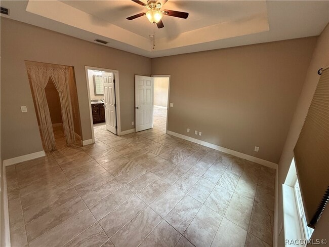 Building Photo - 3047 W Kirkwood Pl