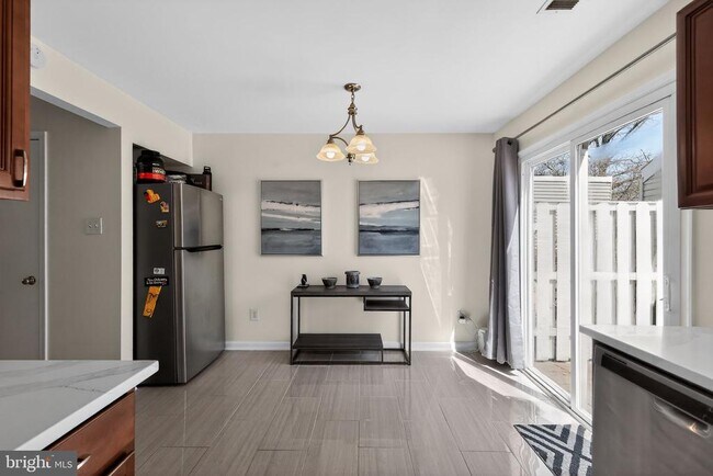 Building Photo - 6118 Bristol Way