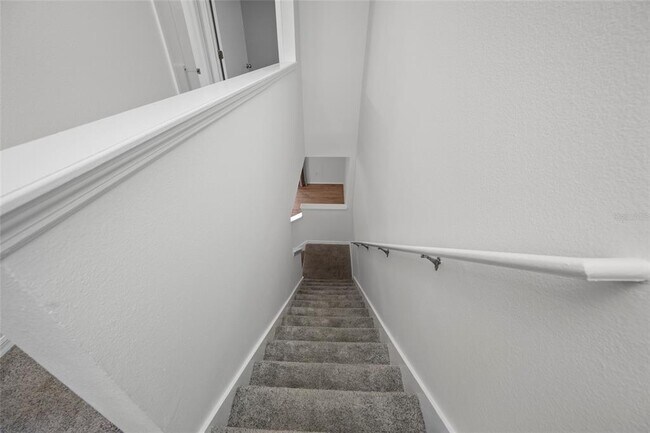 Building Photo - 2537 Harn Blvd
