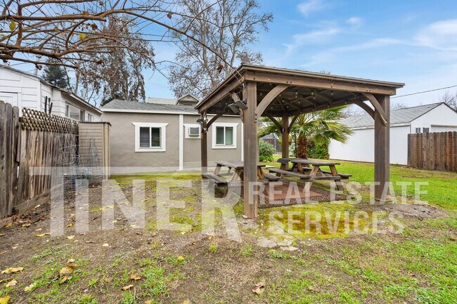 Building Photo - 1531 Virginia Ave