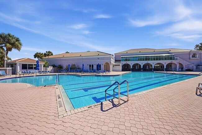 Building Photo - 5267 Europa Dr