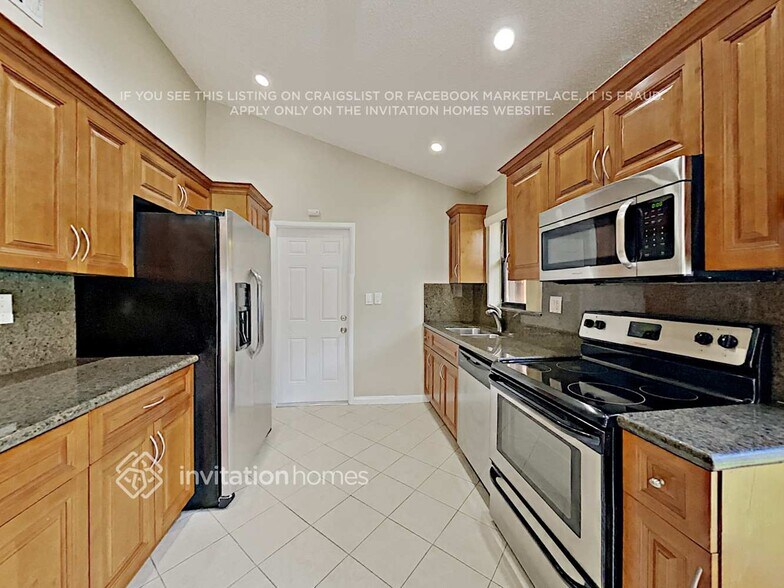 Building Photo - 260 SW 113th Terrace