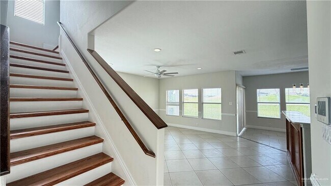 Building Photo - 24 Los Lagos Dr