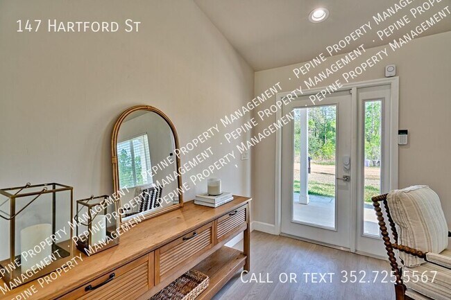 Building Photo - 147 Hartford St