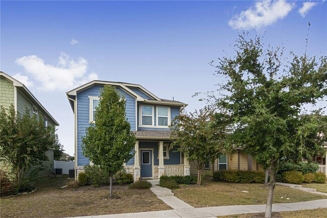 Building Photo - 929 Alamo Plaza Dr