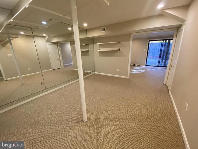 Building Photo - 10703 Mist Haven Terrace