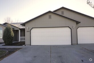 Building Photo - 3-Bedroom  Remodeled Home in Meridian