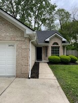 Building Photo - 10751 Ruckle St