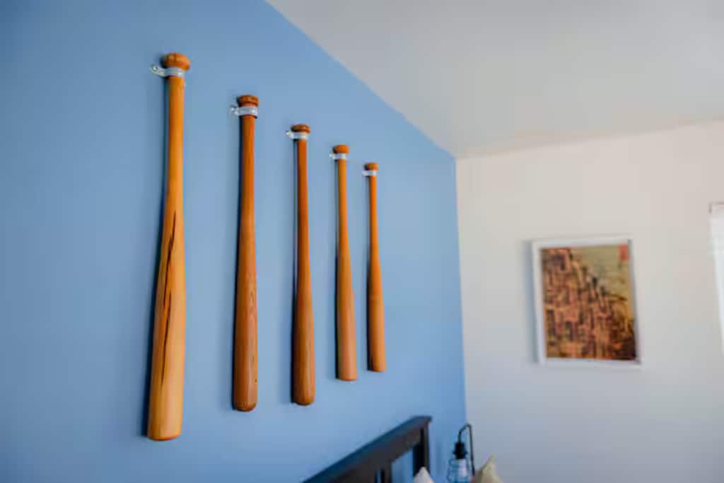 Building Photo - 1011 E Wintergreen Rd