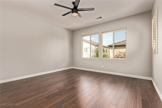 Building Photo - 10644 Mt Jefferson Ave