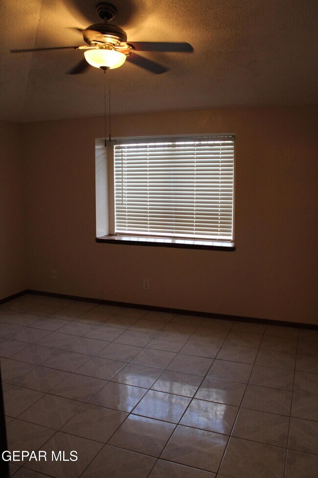 Building Photo - 1740 Sammy Davis Pl