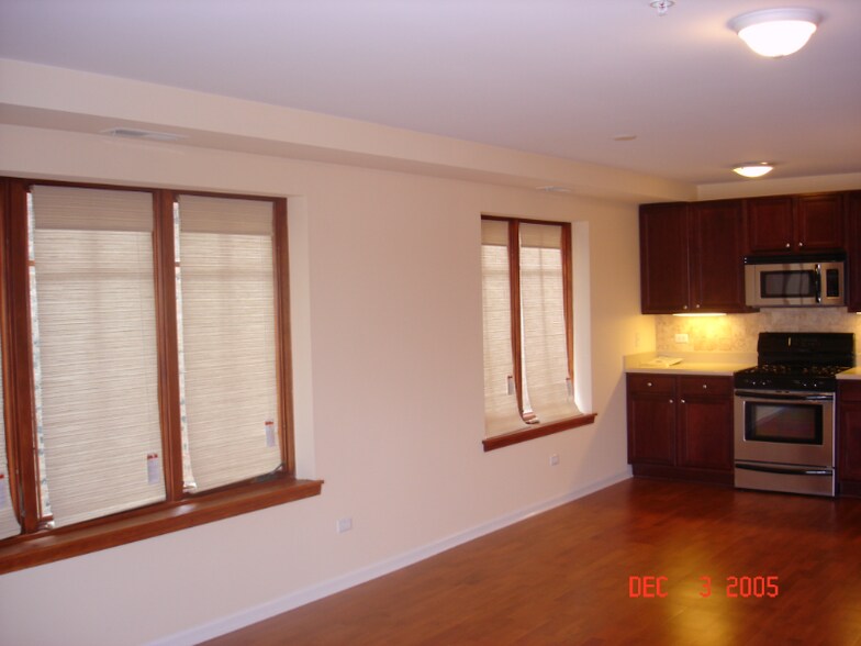 Building Photo - 8000 Kilpatrick Ave