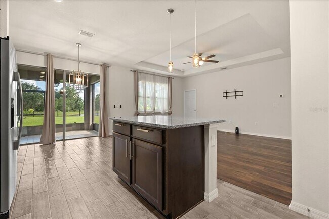Building Photo - 3559 Southern Cross Lp