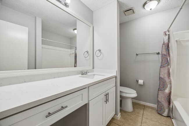 Building Photo - 6907 Grant Dr