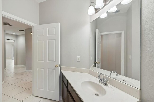 Building Photo - 1283 Travertine Terrace