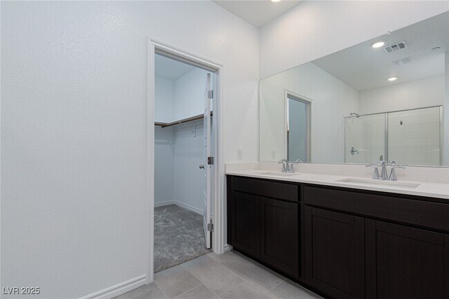 Building Photo - 2532 Vittora Pointe St
