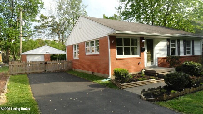 Building Photo - 4202 Berkshire Ave