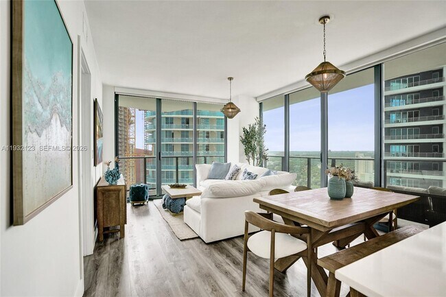 Building Photo - 1300 S Miami Ave