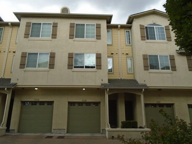 Building Photo - Reno Rental Finders -3118 Sterling Ridge Cir Sparks, NV 89431