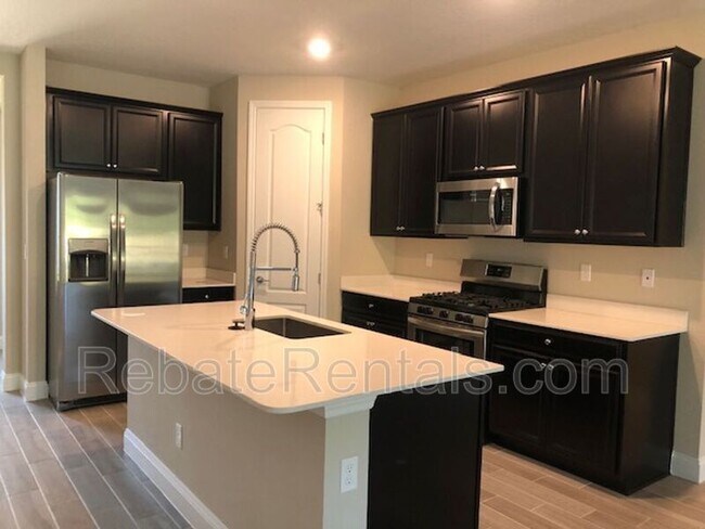 Building Photo - 308 Sweet Oak Wy