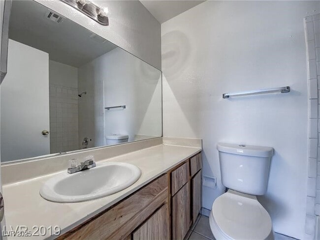 Building Photo - 4768 W Sand Creek Ave