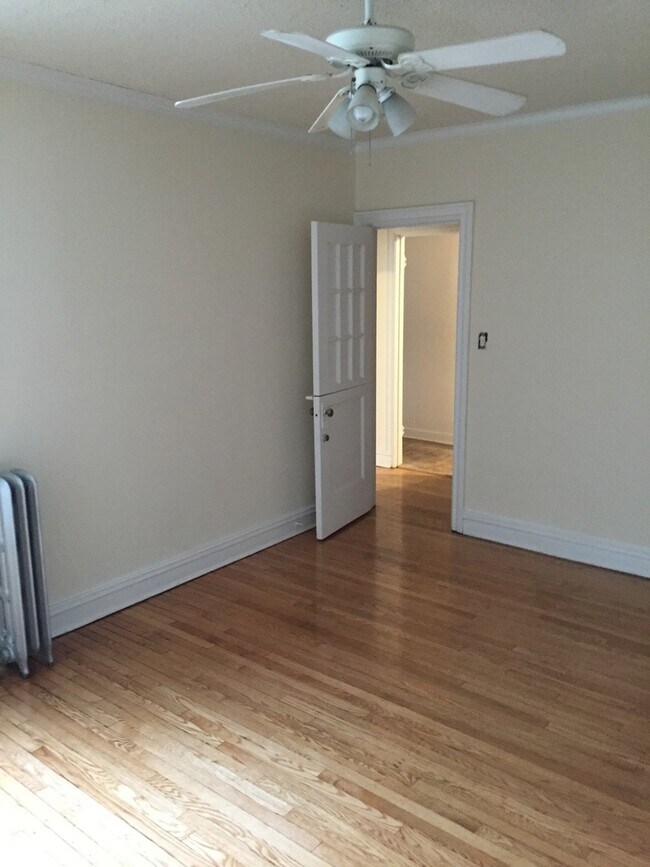 Building Photo - 1603 Ridge Ave