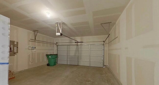 Building Photo - Designed for Living Well: Stunning 3-Bedroom Family Home