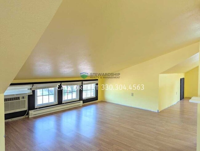Building Photo - 505 Wabash St