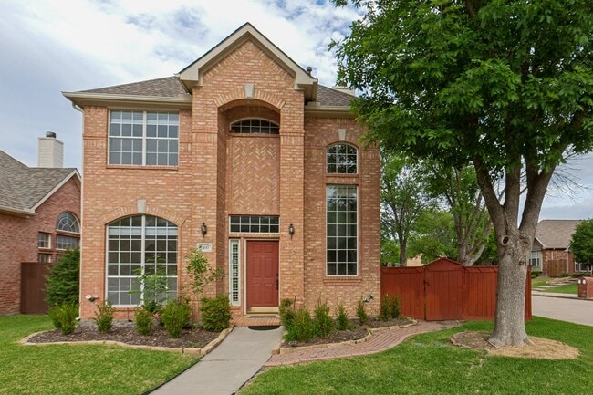 Building Photo - 8400 Pipestone Dr