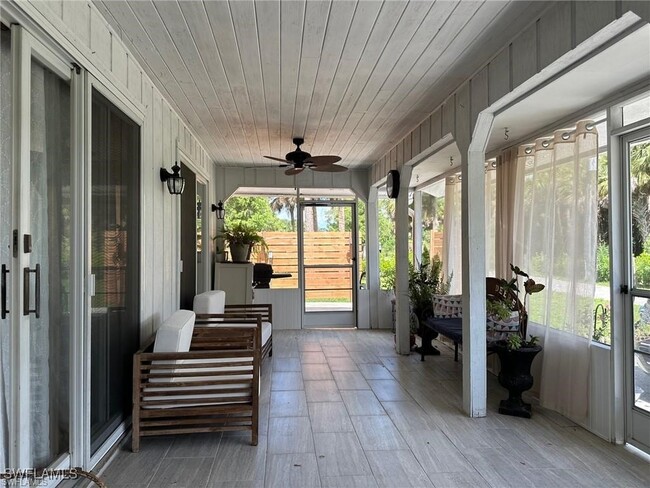 Building Photo - 545 9th St NW