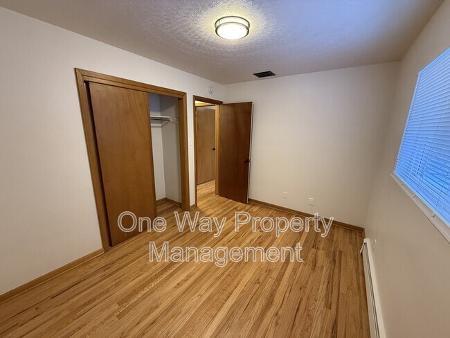 Building Photo - 2156 19th Ave