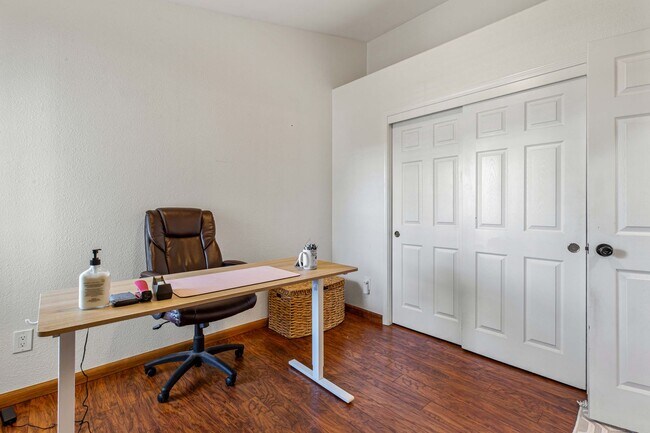 Building Photo - 3 bedroom home for RENT in Turlock - 4403 ...