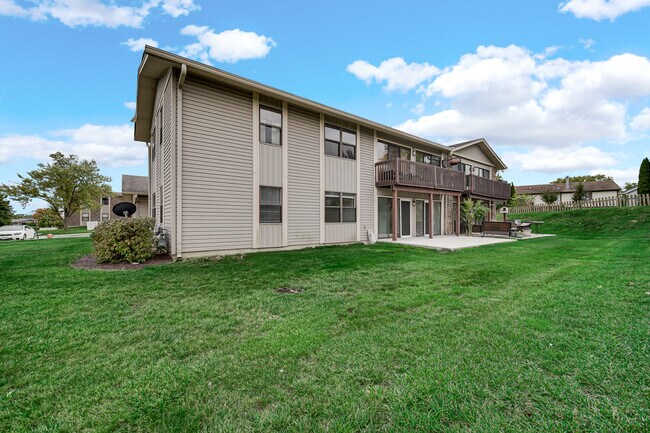Building Photo - 1395 Alpine Ct
