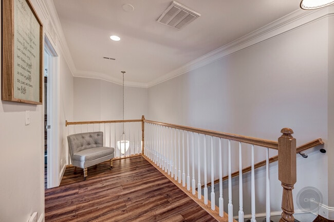Building Photo - 12919 White Pine Way