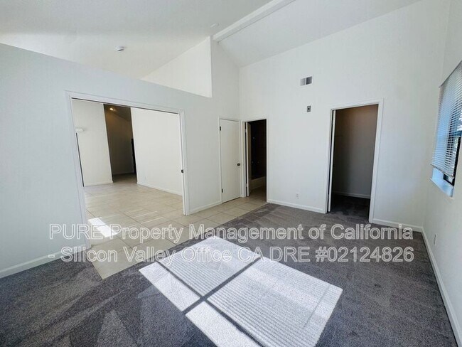 Building Photo - 478 N Winchester Blvd