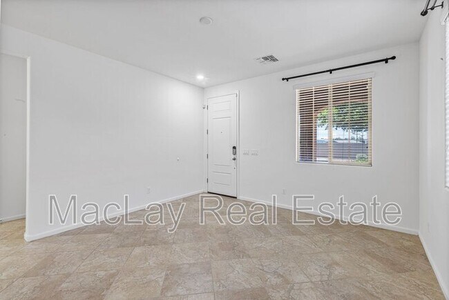 Building Photo - 3263 S Miller Dr