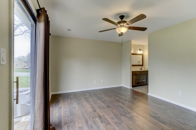 Master Bedroom - 5321 Reedham Ct