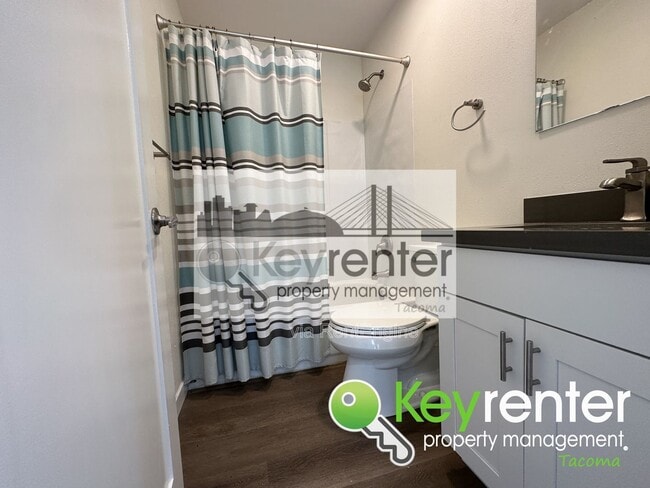 Building Photo - 1435 E 32nd St