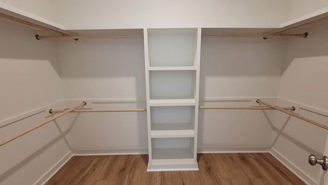 Building Photo - Brand New home in Woodstock Park!