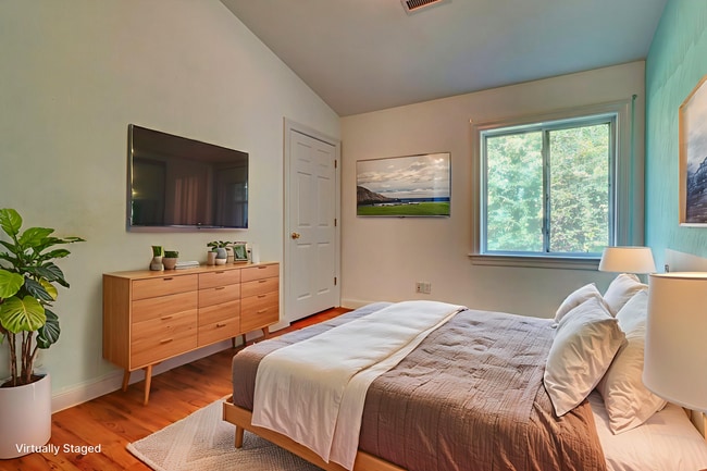 Building Photo - Peaceful Pungo living