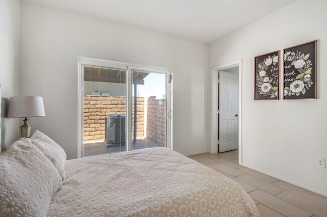 Building Photo - 82803 Wordsworth Ct