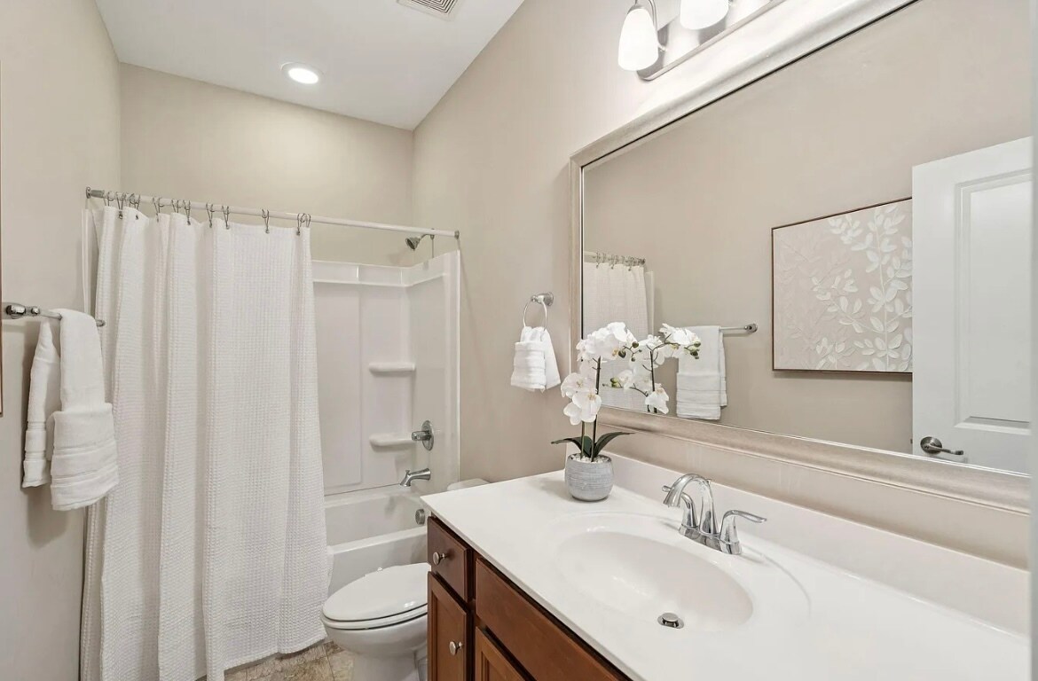 Building Photo - 1546 Fishbone Dr