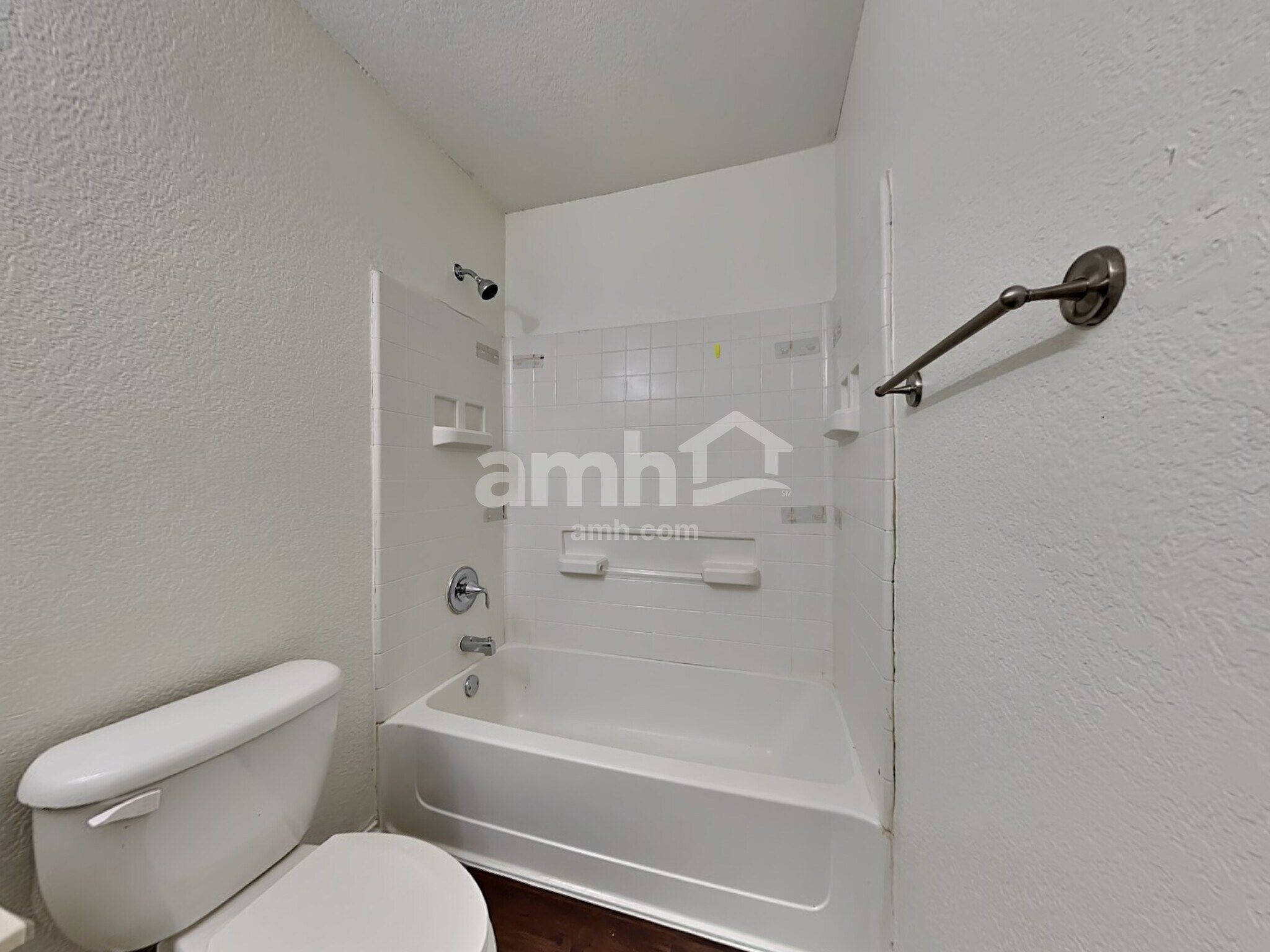 Building Photo - 8528 Hawkview Dr